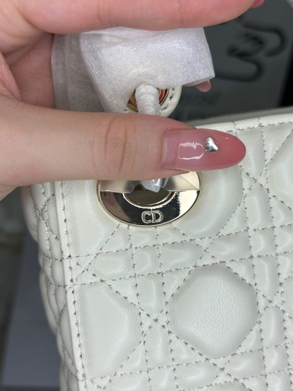 Small Lady Dior My ABCDiormodel in Latte Cannage Lambskin - Picture 6 of 8